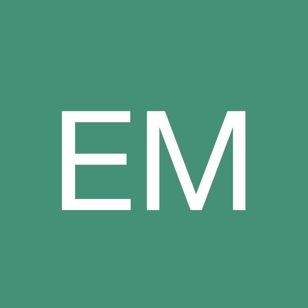 Meet your Posher, Emmie